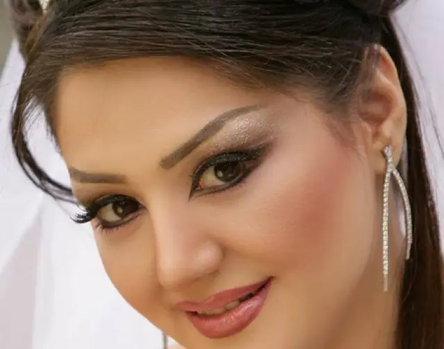 afghan girl